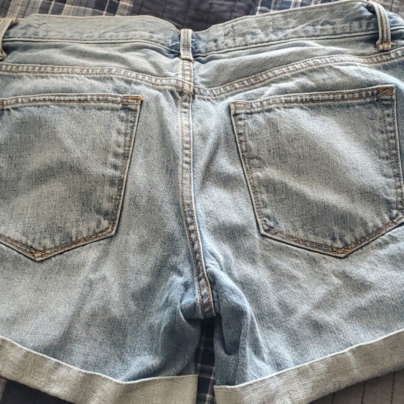 COPY - Gap Jean Shorts - Picture 4 of 4